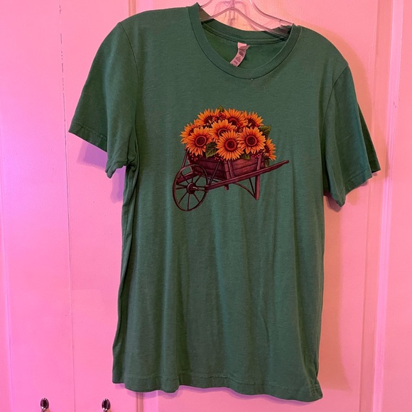 Bella Canvas | Tops | Bella Canvas Green Tee | Poshmark